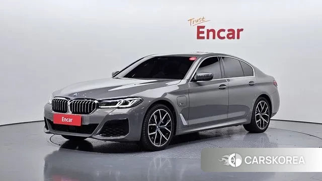 BMW 5 Series (G30) 2022 Серый из Кореи