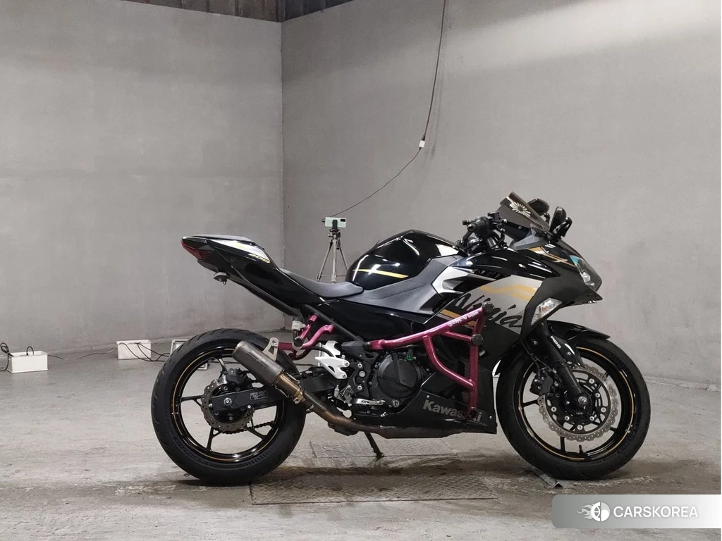 Проданный Kawasaki NINJA 400 2020 из Японии, фото 2