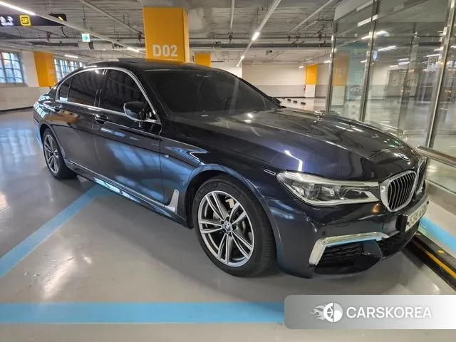 BMW 7 Series (G11) 2018 Черный из Кореи
