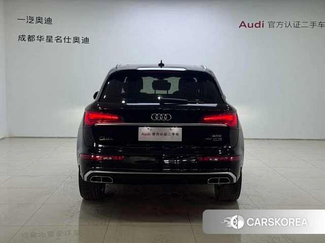 Audi Q5L 2023 Черный из Китая