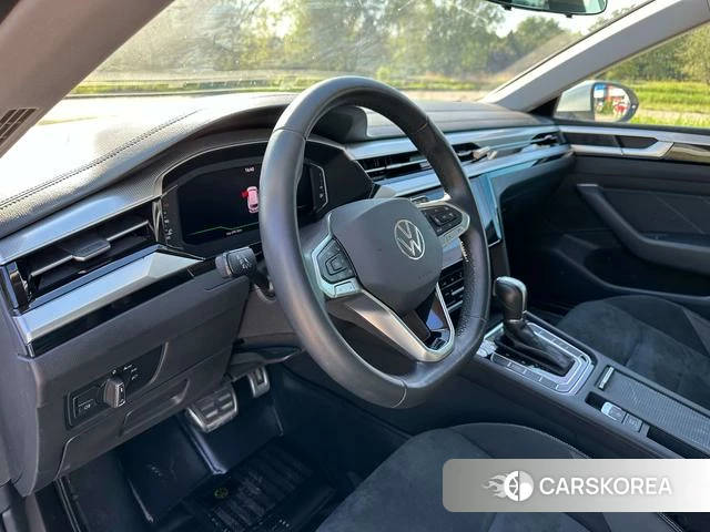 Volkswagen CC 2021 Белый из Китая