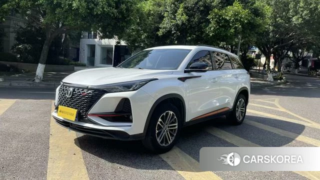 Chang'an CS75 PLUS 2021 Белый из Китая