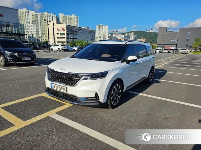 Kia Carnival 4th generation 2021 Белый из Кореи
