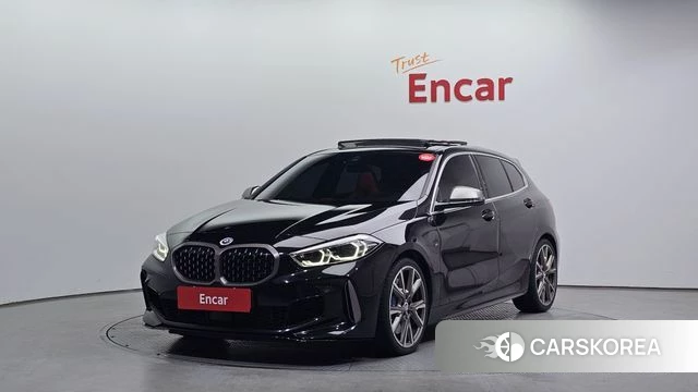 BMW 1 Series (F40) 2022 Черный из Кореи