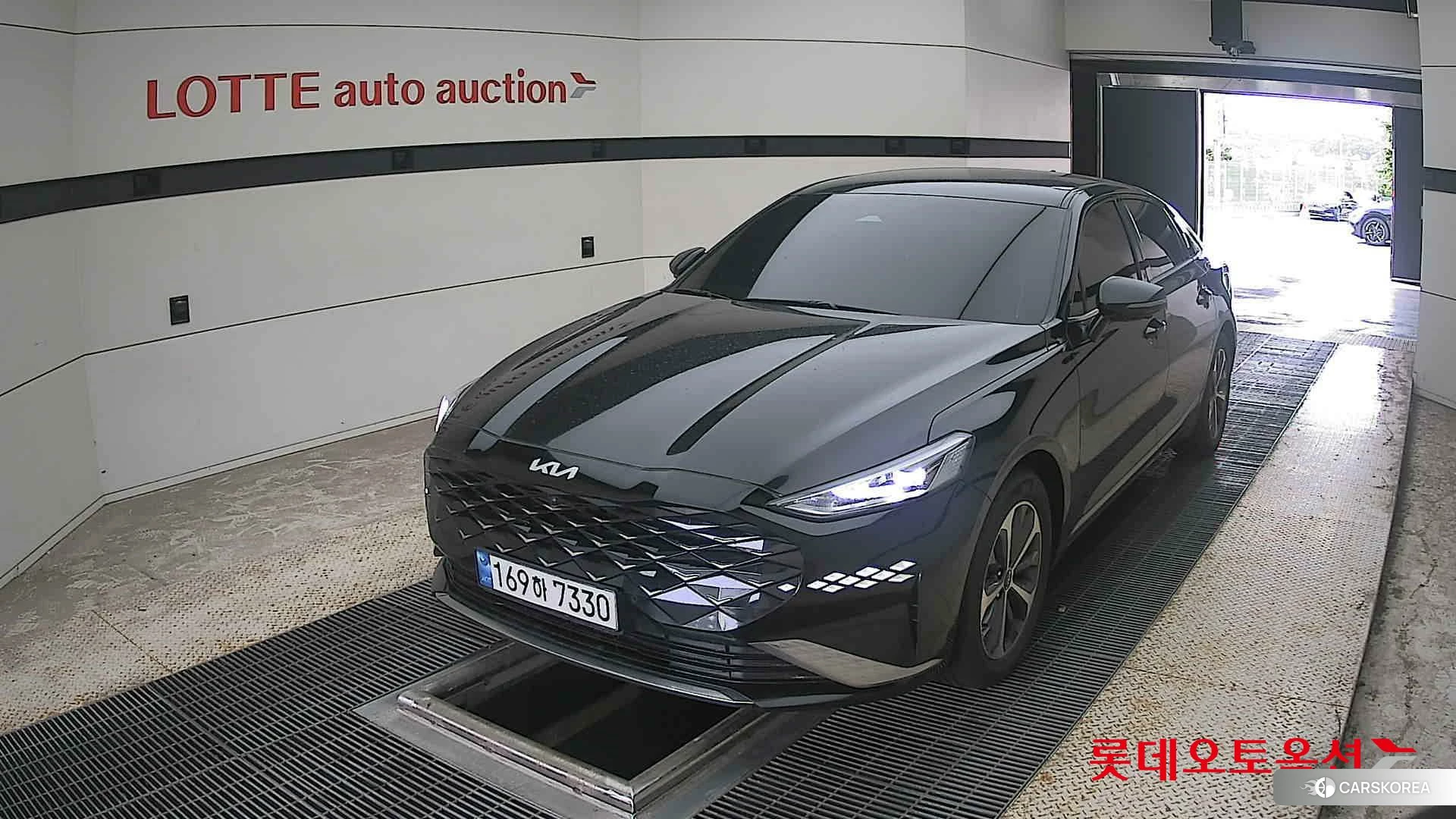Kia K8 Hybrid 2022 Aurora Black Pearl из Кореи