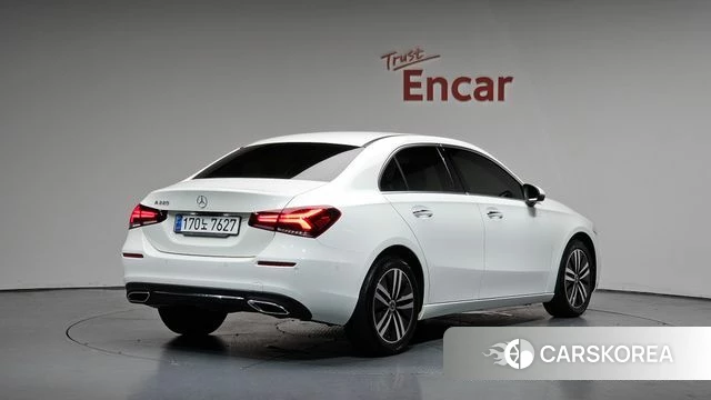 Mercedes-Benz A-Class W177 2021 Белый из Кореи