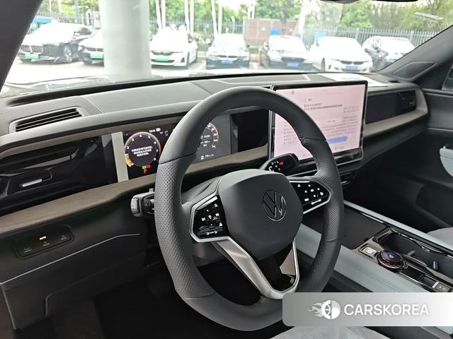 Volkswagen Tourang 2026 Темно-серый из Китая