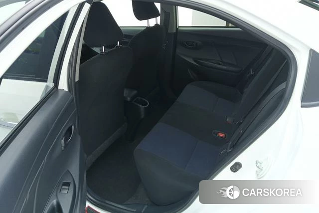 Toyota YARIS L to enjoy 2018 Белый из Китая