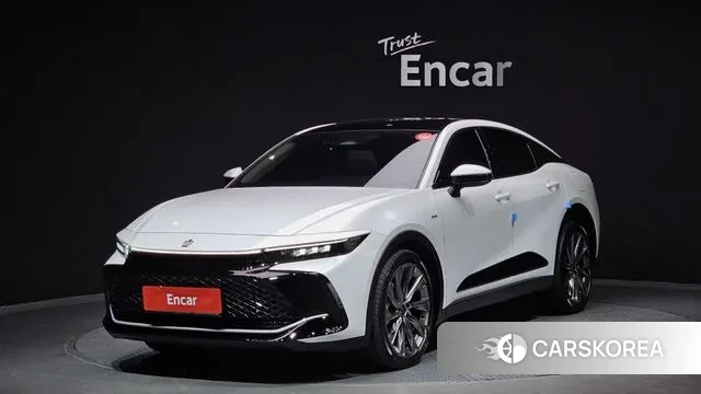 Toyota Crown Crossover 2024 Белый из Кореи