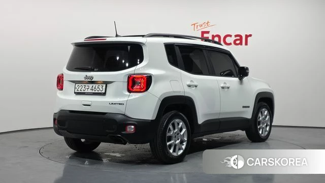 Jeep Renegade 2021 Белый из Кореи