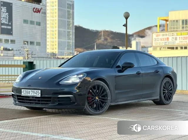 Porsche Panamera (971) 2018 Черный из Кореи