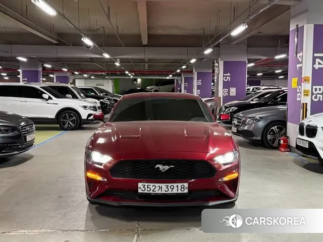 Ford Mustang 2019 Красный из Кореи
