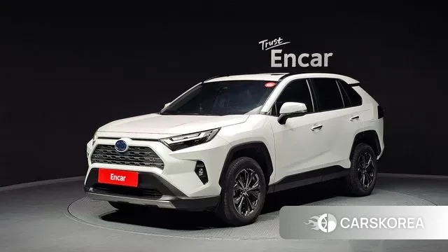 Toyota RAV4 5th Generation 2023 Белый из Кореи
