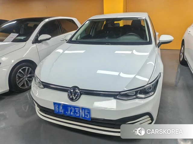Volkswagen Golf 2021 Белый из Китая