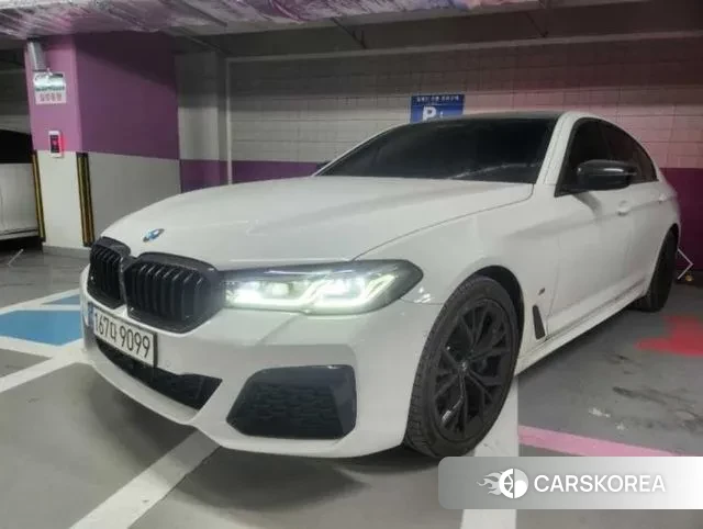 BMW 5 Series (G30) 2023 Белый из Кореи