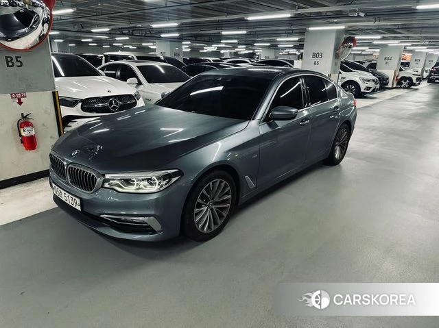 BMW 5 Series (G30) 2018 Серый из Кореи