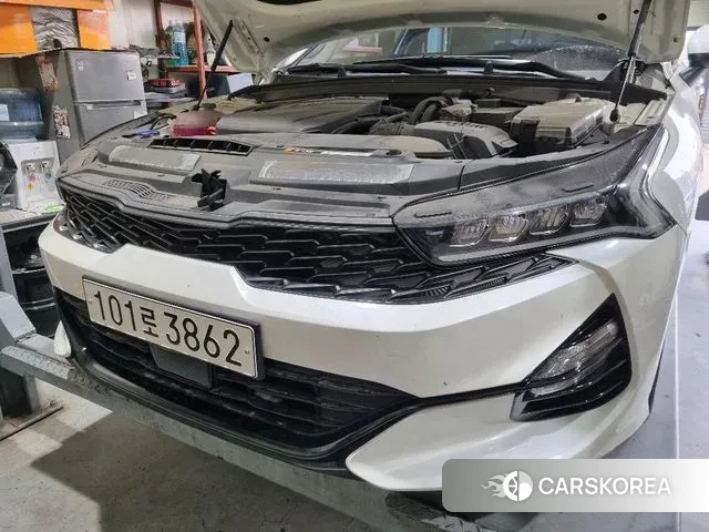 Kia K5 3rd generation 2022 Белый из Кореи