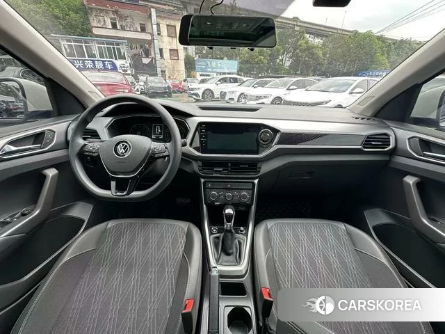 Volkswagen Tu Kai 2021 Белый из Китая