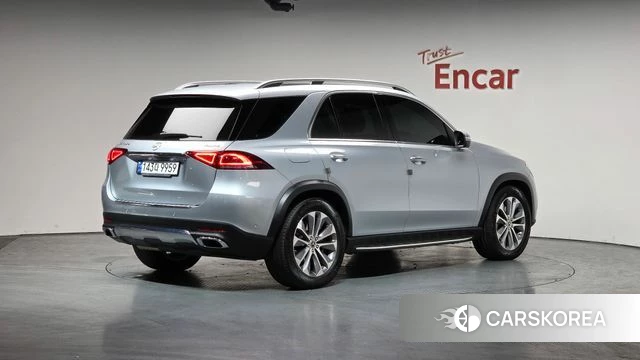 Mercedes-Benz GLE-Class W167 2023 Серебристо-серый из Кореи