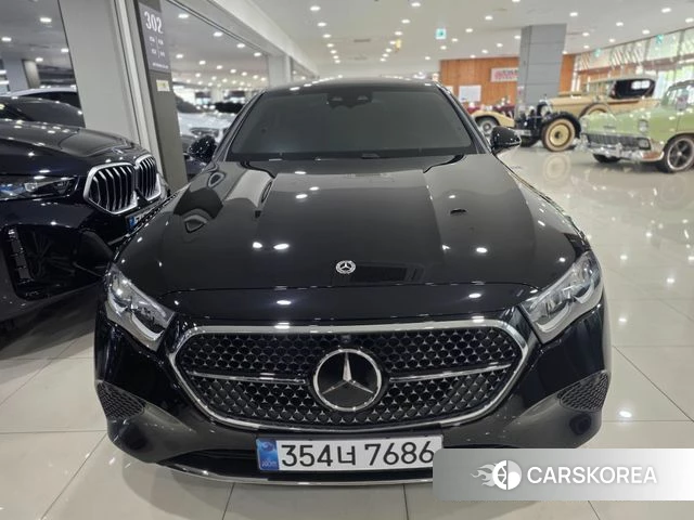 Mercedes-Benz E-Class W214 2025 Черный из Кореи