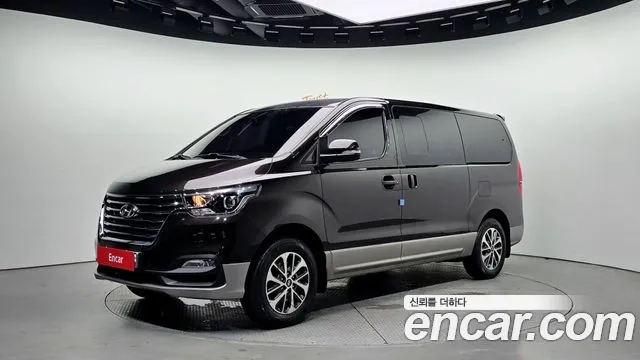 Hyundai The New Grand Starex 2018 Коричневый из Кореи