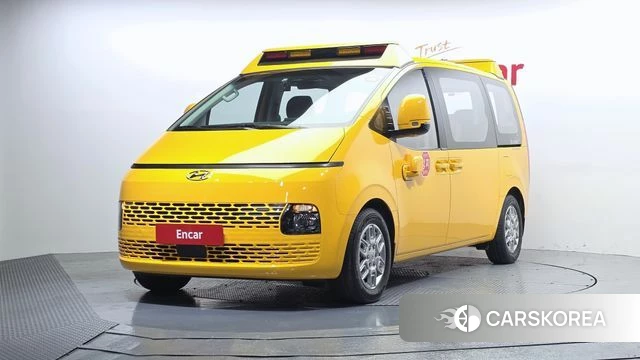 Hyundai Staria 2024 Желтый из Кореи