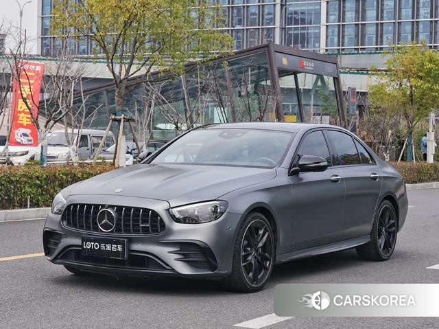 Mercedes-Benz E-class AMG 2022 Серебристо-серый из Китая
