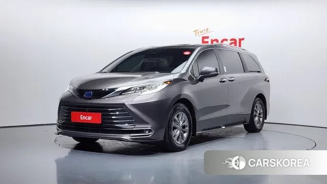 Toyota Sienna 4th Generation 2023 Серый из Кореи