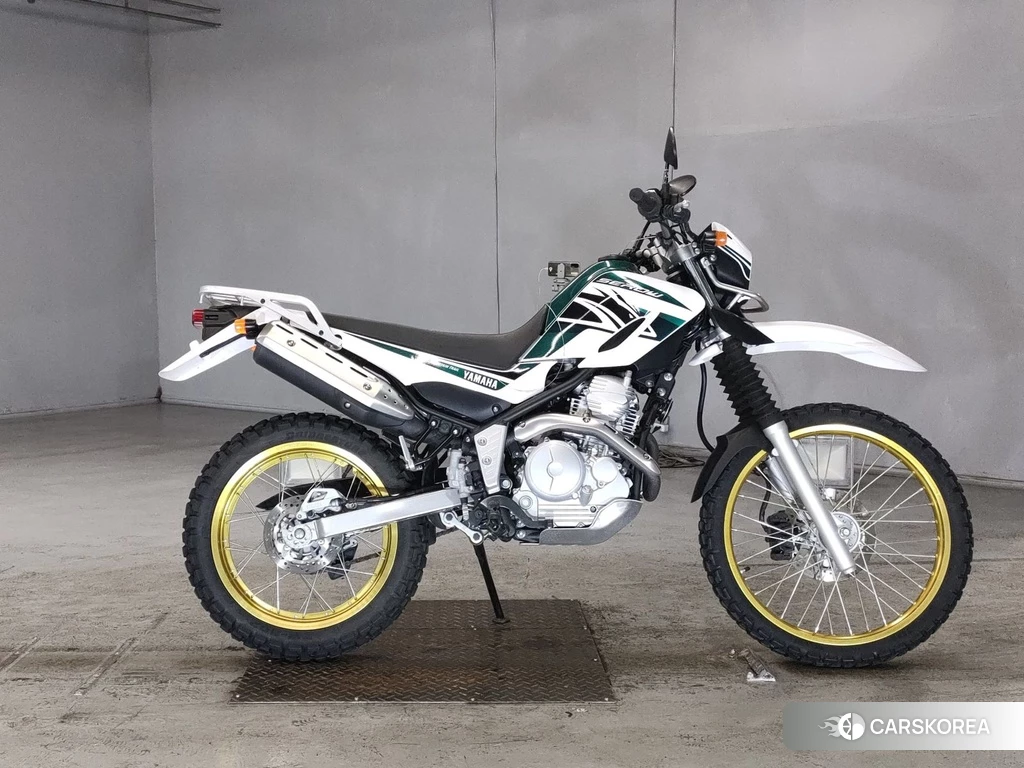 Проданный Yamaha SEROW 250 2016 из Японии
