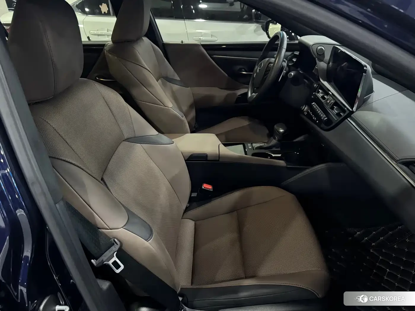 Lexus ES 2023 Синий из Китая