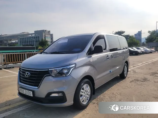 Hyundai The New Grand Starex 2019 Серый из Кореи
