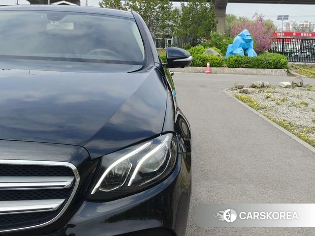 Mercedes-Benz E-class 2019 Черный из Китая