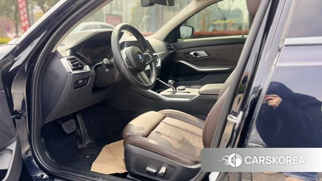 BMW 3 series 2022 Черный из Китая