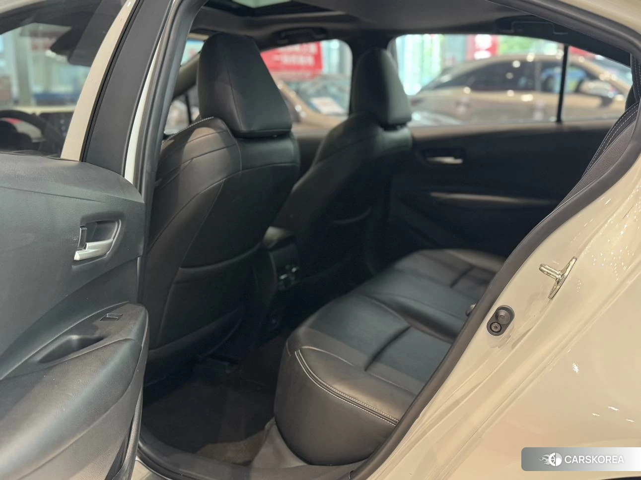 Toyota Lei Ling 2021 Белый из Китая