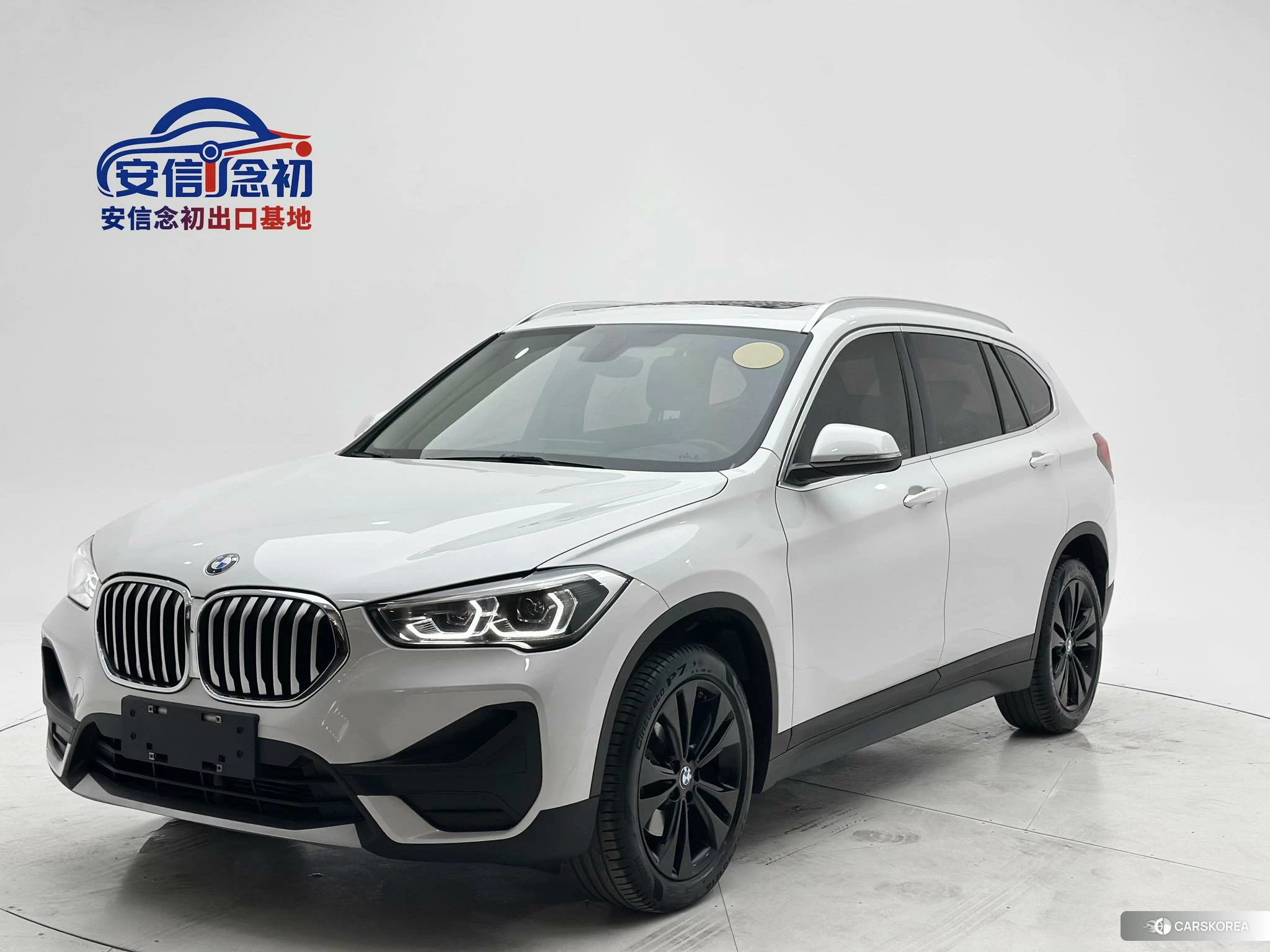 BMW X1 2021 Белый из Китая