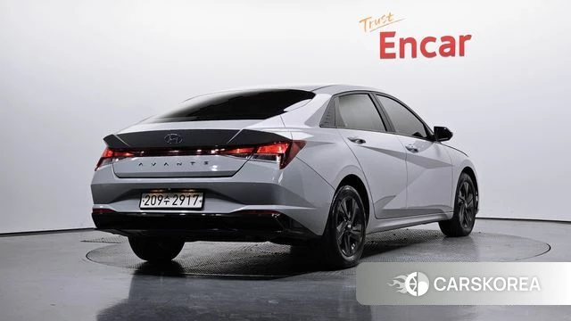 Hyundai Avante Hybrid (CN7) 2021 Серебристо-серый из Кореи