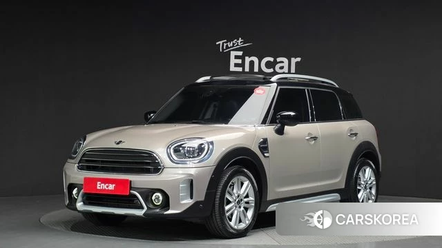 Mini Cooper Countryman 2023 Песочный из Кореи