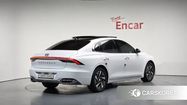 Hyundai The New Grandeur IG Hybrid 2020 Белый из Кореи