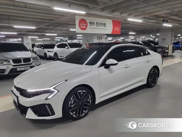 Kia The New K5 3rd generation 2024 Белый из Кореи