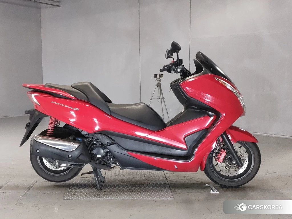 Проданный Honda FORZA 2013 из Японии, фото 2