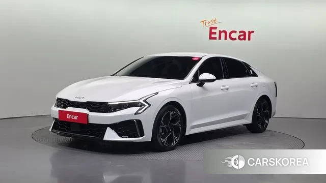 Kia The New K5 3rd generation 2023 Белый из Кореи