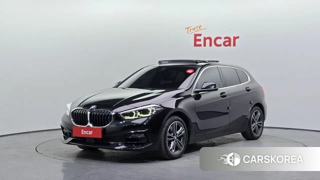 BMW 1 Series (F40) 2022 Черный из Кореи