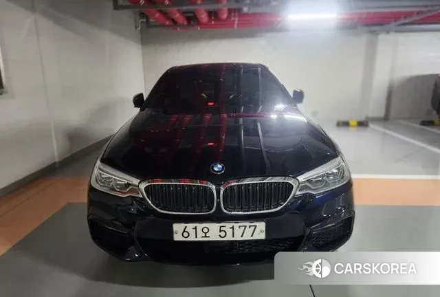 BMW 5 Series (G30) 2018 Черный из Кореи