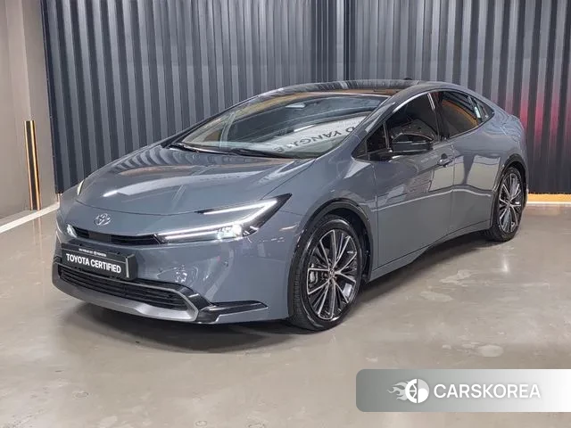 Toyota Prius 5th Generation 2023 Серый из Кореи
