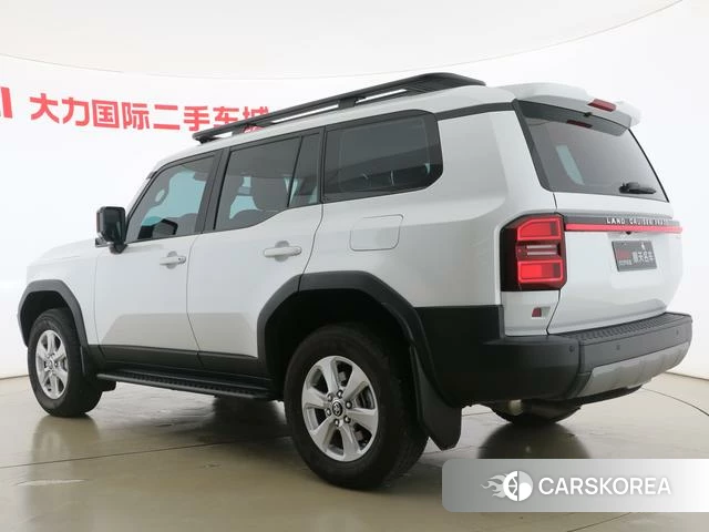 Toyota Prado 2026 Белый из Китая