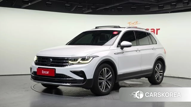 Volkswagen Tiguan second Generation 2023 Белый из Кореи