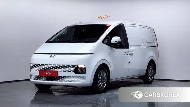 Hyundai Staria 2021 Белый из Кореи