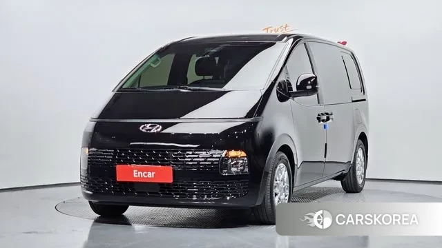 Hyundai Staria 2023 Черный из Кореи