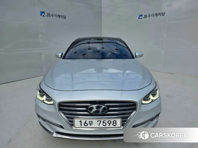 Hyundai Grandeur IG 2019 Серебристо-серый из Кореи