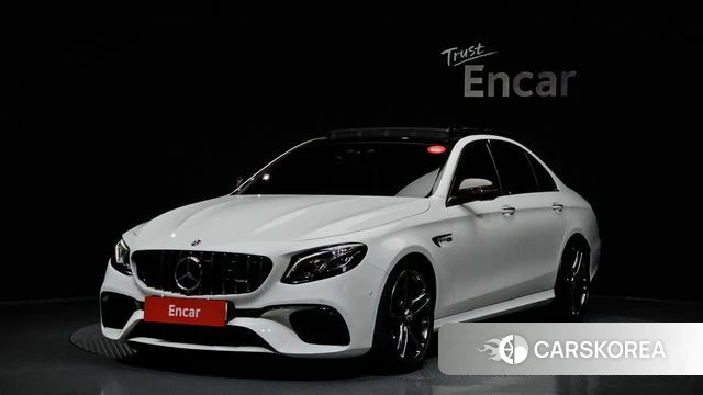 Mercedes-Benz E-Class W213 2018 Белый из Кореи